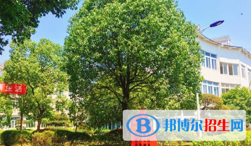 江西楓林涉外經(jīng)貿(mào)職業(yè)學(xué)院2020年招生簡(jiǎn)章