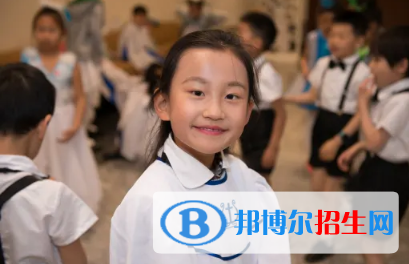 昆明呈貢青苗國際雙語學校小學部2020年學費、收費多少