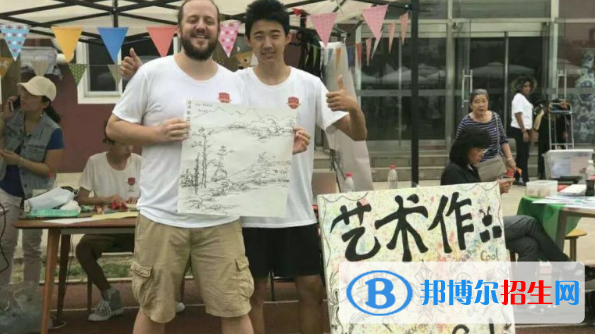 海德京華國際雙語學(xué)校小學(xué)部怎么樣、好不好