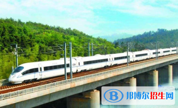 襄陽2020年讀鐵路學校一年要多少錢