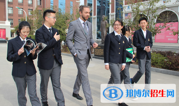 鎮(zhèn)江楓葉國際學(xué)校初中部2020年學(xué)費(fèi)、收費(fèi)多少
