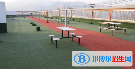 吳堡中學(xué)2020年學(xué)費(fèi)、收費(fèi)多少