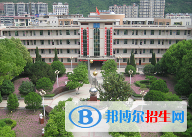  安康旬陽中學(xué)2020年學(xué)費、收費多少