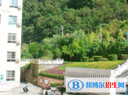  嵐皋縣嵐皋中學怎么樣、好不好