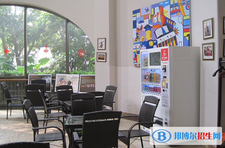 成都麓山國(guó)際光亞學(xué)校小學(xué)部2020年報(bào)名條件、招生要求、招生對(duì)象
