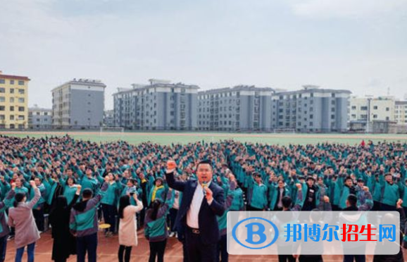 商洛南縣中學(xué)2020年招生簡(jiǎn)章