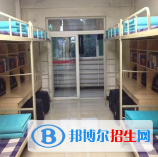  唐山豐潤區(qū)第二中學(xué)2020年宿舍條件