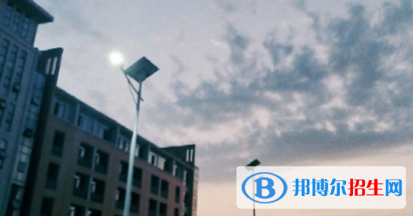上饒幼兒師范高等?？茖W(xué)校地址在哪里 