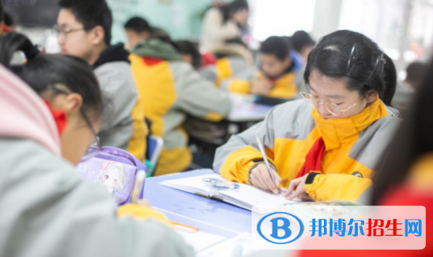 南京師范大學(xué)附屬實(shí)驗(yàn)學(xué)校2021年學(xué)費(fèi)、收費(fèi)多少