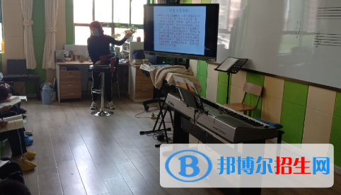 蘭州天慶實驗中學2021年招生辦聯(lián)系電話