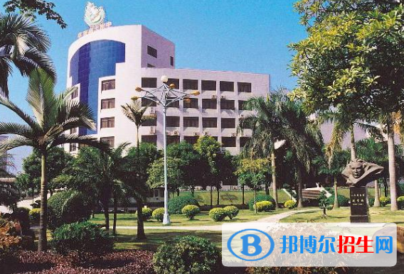 廣州華南師范大學(xué)附屬中學(xué)怎么樣、好不好
