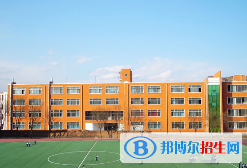 興隆縣第一中學(xué)2021年學(xué)費、收費多少
