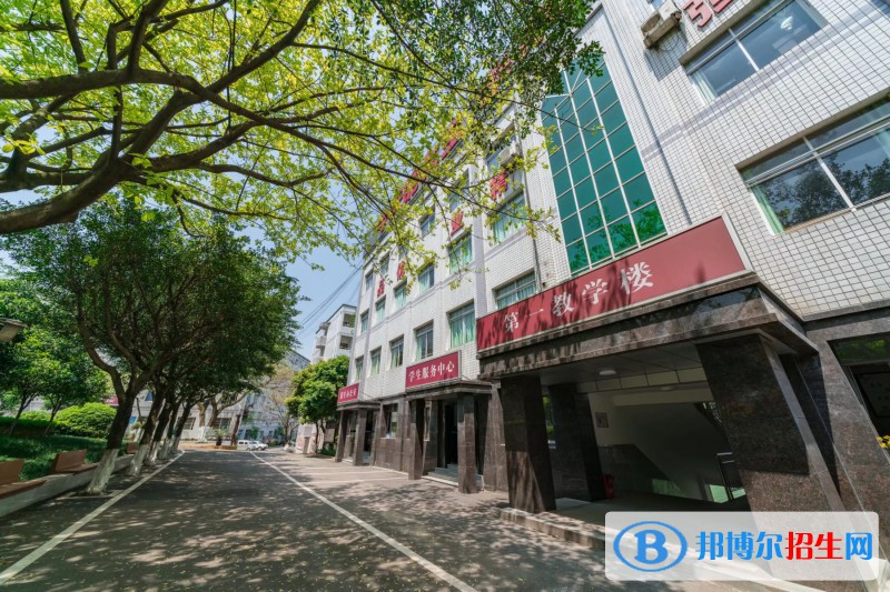 重慶2022年有哪些有護(hù)理學(xué)校的大專(zhuān)院校