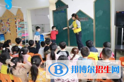 甘肅2021年中專學(xué)校哪個(gè)專業(yè)比較好