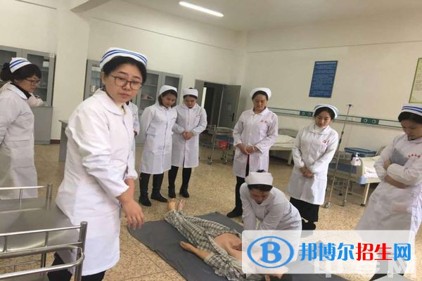 紅河州衛(wèi)生護理學(xué)校2021年錄取分數(shù)線