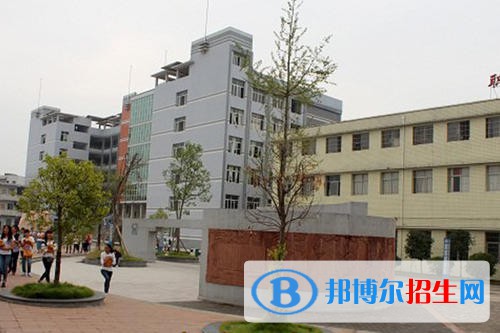 南充工業(yè)職業(yè)技術(shù)學(xué)校2021年學(xué)費、收費多少