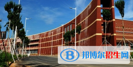 四川2021年高中畢業(yè)讀什么中專學校好