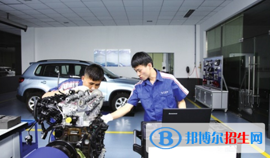 貴陽2021年適合男生的汽修學校專業(yè)