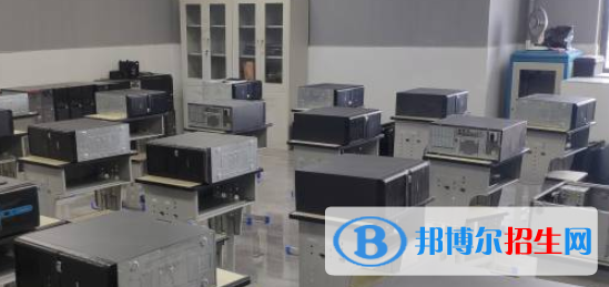 阜陽科貿技工學校2021年招生錄取分數(shù)線