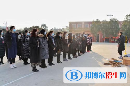 成都2021年中專大專連讀學校