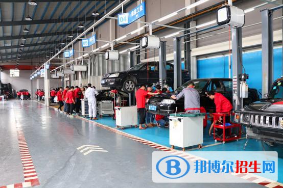 廣州2021年哪些大專(zhuān)的汽修學(xué)校比較好