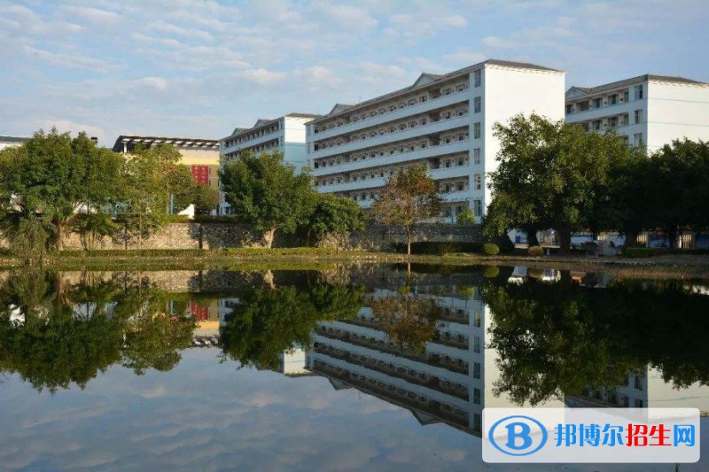 廣東2021年讀中專學校要多少錢