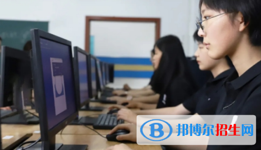 貴陽(yáng)2021年讀計(jì)算機(jī)學(xué)校多少錢(qián)