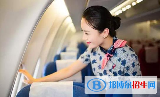 蘭州2022年女生讀航空服務學校好不好