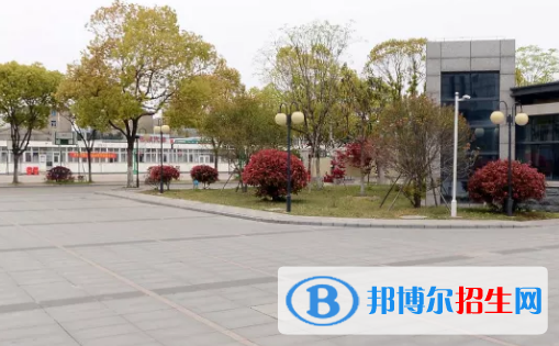 貴陽2022年上中專學(xué)校有用嗎