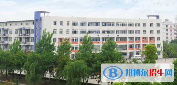 成都指南針職業(yè)技術(shù)學(xué)校2022年報(bào)名條件、招生要求、招生對(duì)象