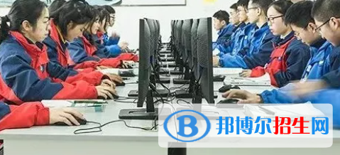 成都2022年計(jì)算機(jī)學(xué)?？梢詫W(xué)什么