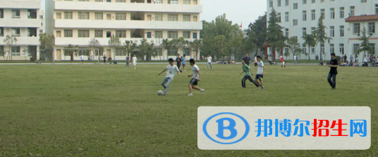 成都2022年初中生考什么計算機學校