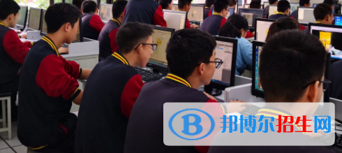 成都2022年計(jì)算機(jī)學(xué)校學(xué)什么好有前途