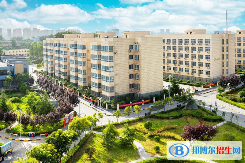 西安高新技師學(xué)院2022年學(xué)費(fèi)、收費(fèi)多少