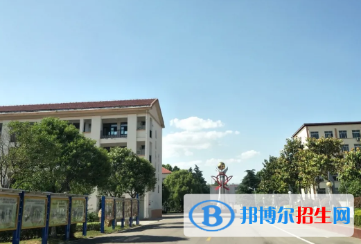 江蘇省賈汪中等專業(yè)學(xué)校2022年報(bào)名條件、招生要求、招生對(duì)象