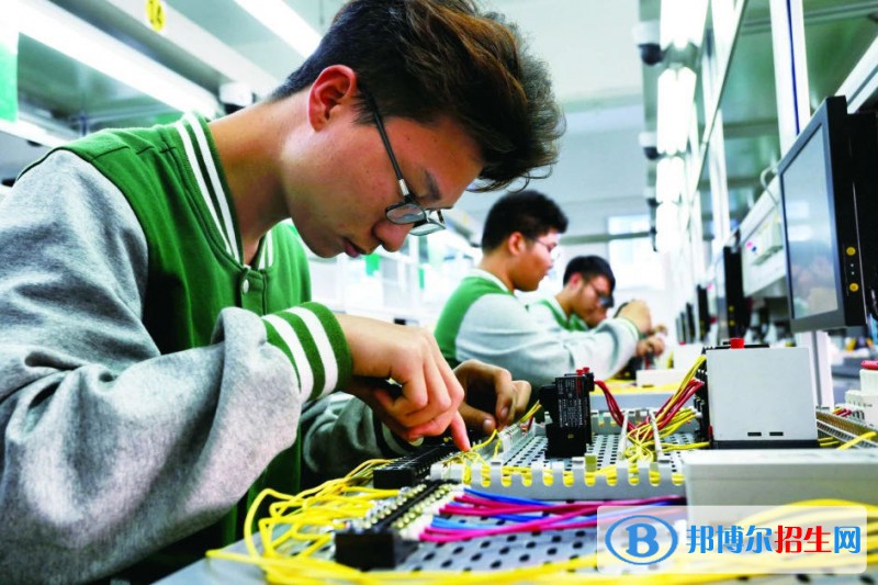 南京新港中等專業(yè)學(xué)校2022年有哪些專業(yè)