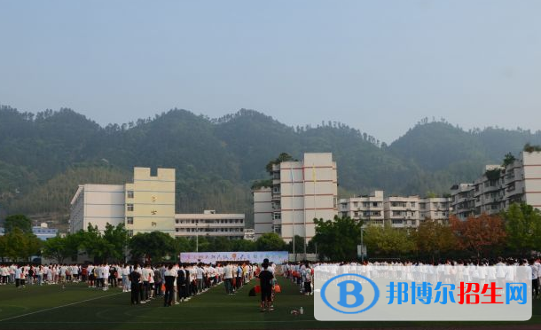 筠連縣城南職業(yè)中學校2022年招生辦聯(lián)系電話
