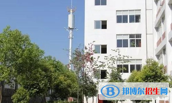 威信縣職業(yè)高級中學2022年招生辦聯(lián)系電話