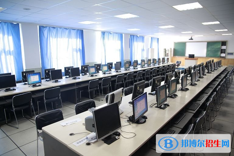 河北2022年計算機(jī)學(xué)校是什么學(xué)校
