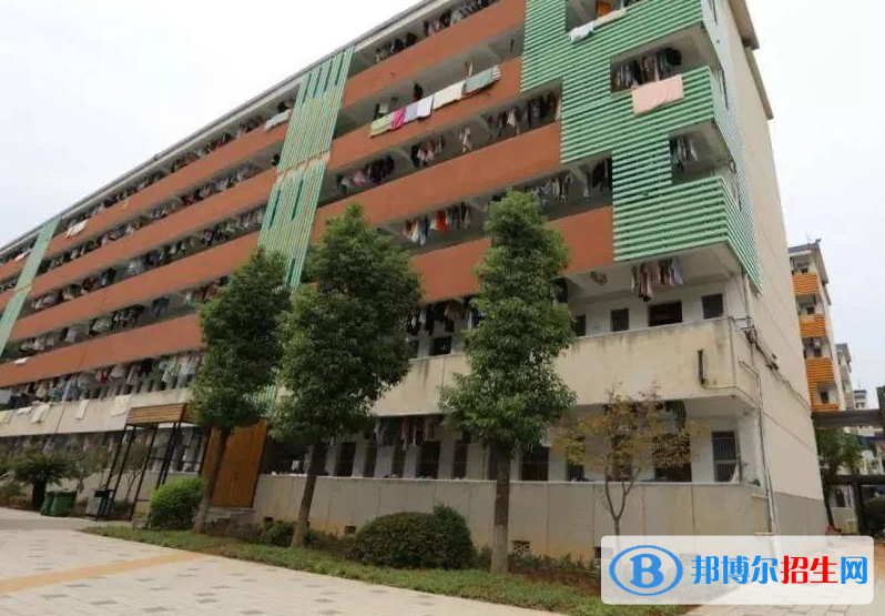 重慶第三衛(wèi)生學(xué)校2022年報名條件、招生要求、招生對象