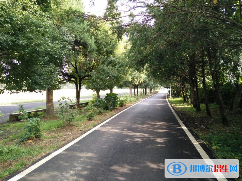 src=http://suliaoposuiji.cn/skin/zhaosheng/image/nopic.gif