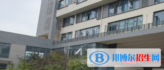 云南省輕工業(yè)學校2022年招生簡章