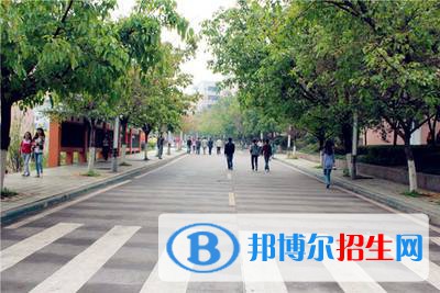 src=http://suliaoposuiji.cn/skin/zhaosheng/image/nopic.gif