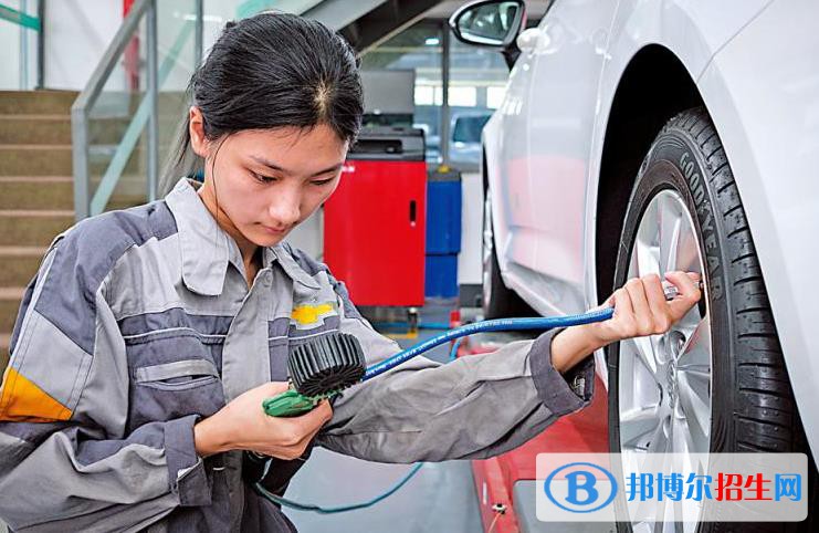 甘肅2022年女生上什么汽修學校比較好