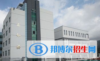 云南交通高級技工學(xué)校2022年招生辦聯(lián)系電話