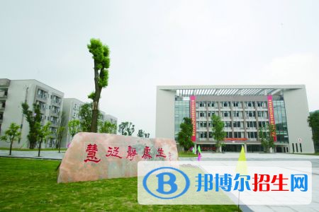 云南林業(yè)技工學(xué)校2022年報名條件、招生要求、招生對象