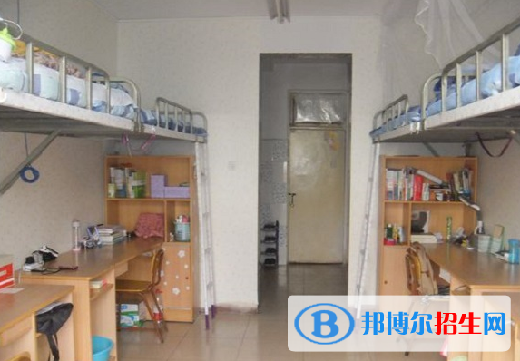 重慶藝才高級技工學(xué)校2022年宿舍條件