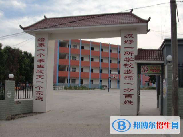 src=http://suliaoposuiji.cn/skin/zhaosheng/image/nopic.gif
