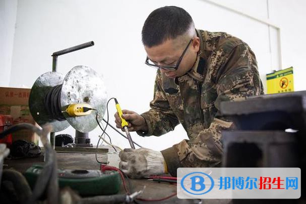 昆明高級技工學(xué)校2022年有哪些專業(yè)