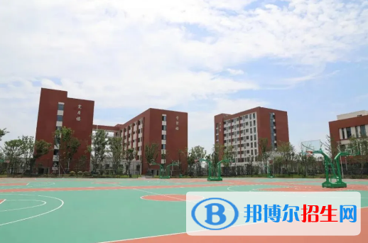 昆明市交通技工學(xué)校2022年招生簡(jiǎn)章